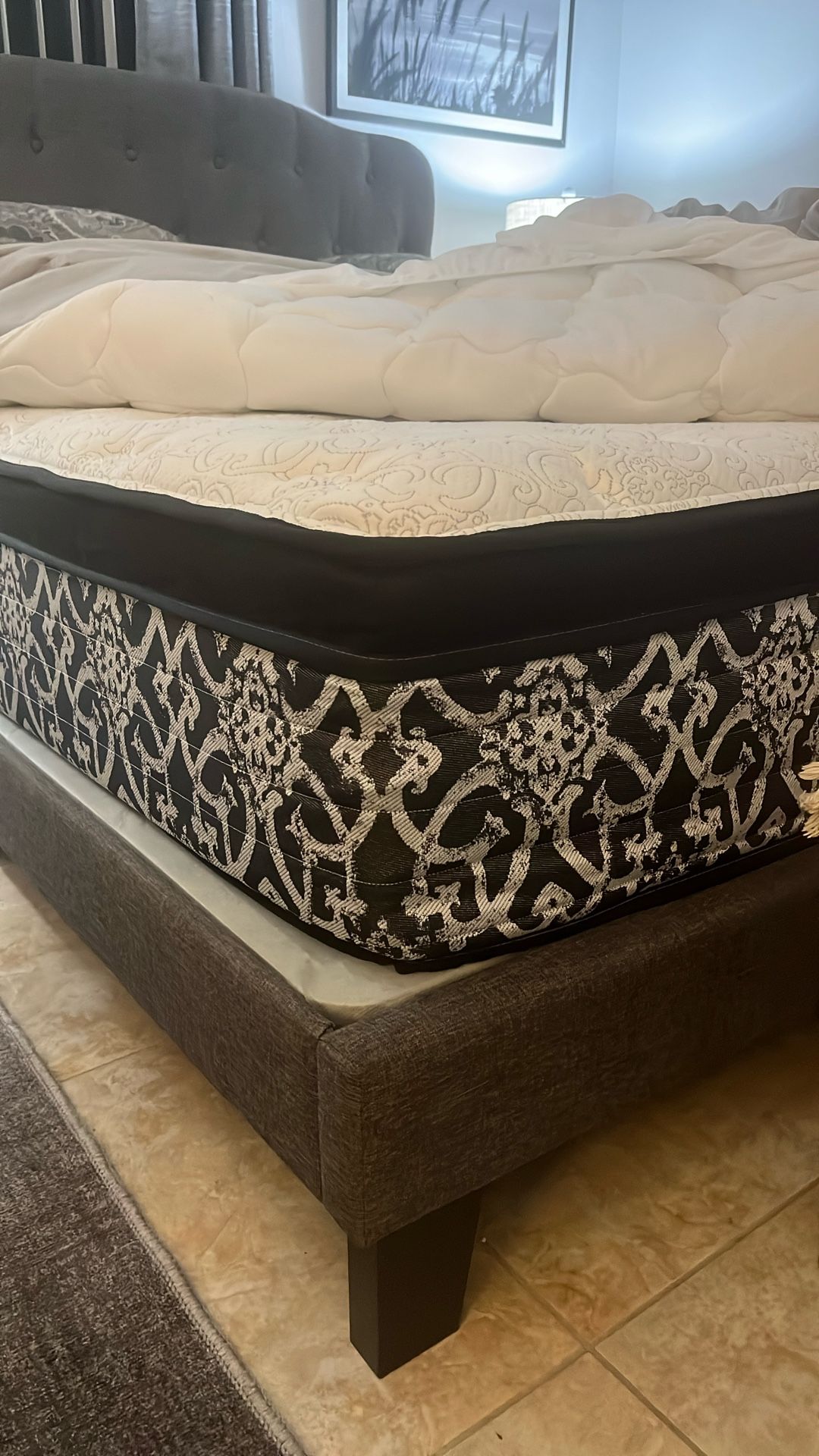 Queen Mattress Like New