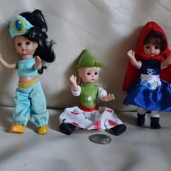 McDonald's Happy Meal 2010 Set Of 3 Dolls Red Ridinghood Jazmen And Holland Doll To Play And Gift Preowned Items.