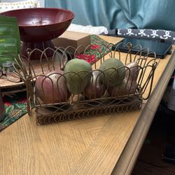 Decoration For Dining Table 