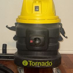 Wet / Dry vacuum Commercial