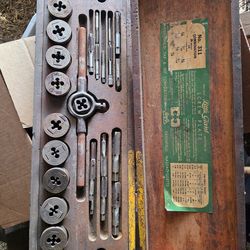 Vintage tool set, Little giant screw plate