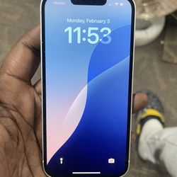 IPHONE 13 128GB UNLOCKED (White) GREAT CONDITION SELLING FOR $349‼️