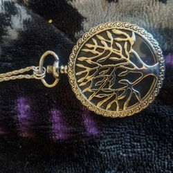 Beautifull I'm Utterfly And The Tree Of Life