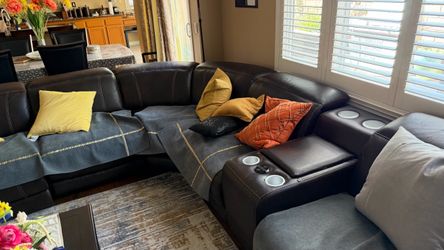 Large Dark Brown Leather Sectional Sofa with Cup Holders