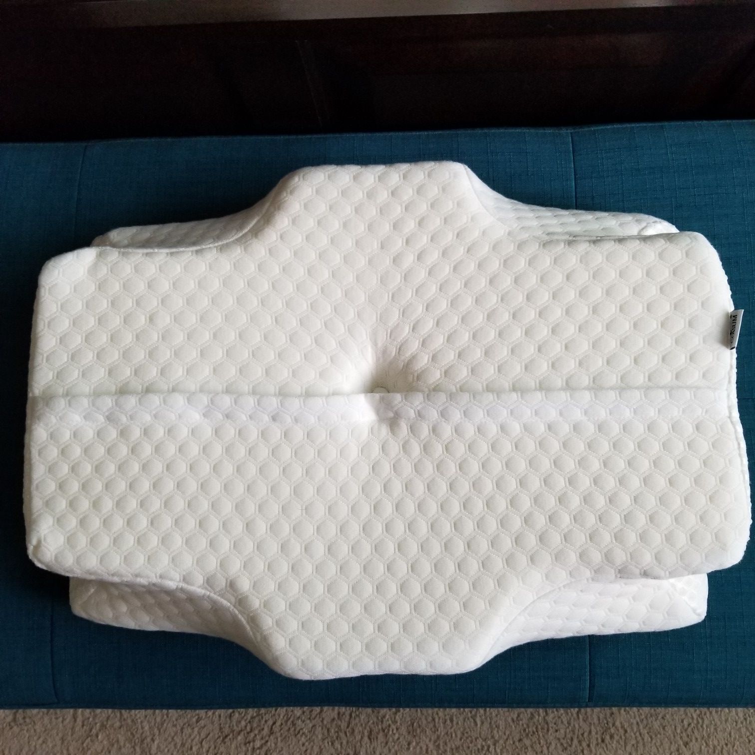 Coisum Memory Foam Pillow
