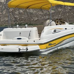 Boat For Sale - 2003 Chaparral