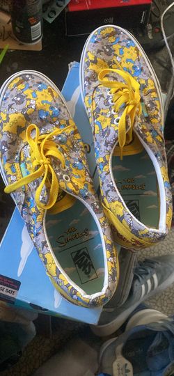 Simpson itchy and scratchy shoes