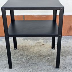 KNARREVIK
Nightstand, black