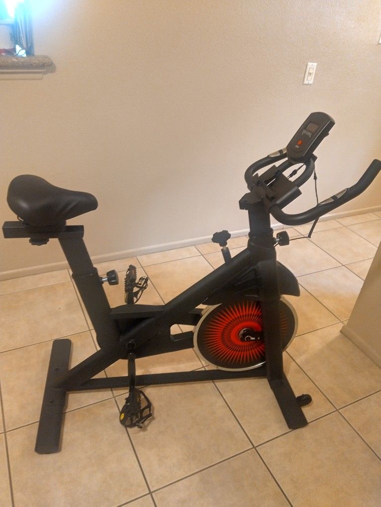 Indoor Cycling Bike (NEW)