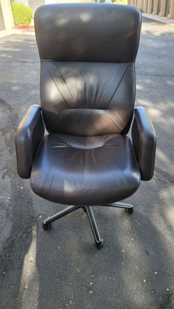 Keilhauer Respons High Dark Brown 878 Executive Office Desk Leather Chair