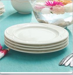 PRINCESS HOUSE dinner plates