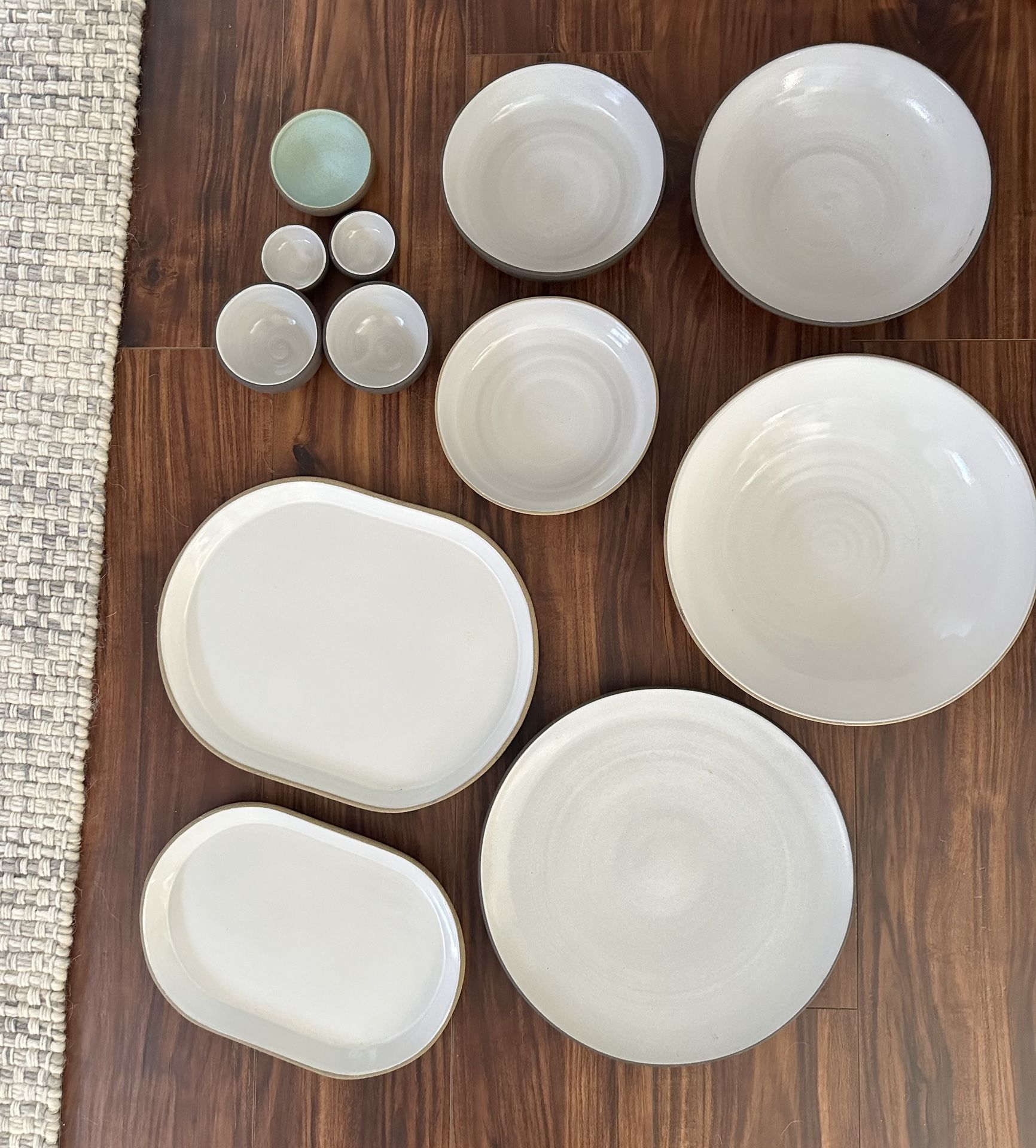Jono Pandolfi Serving Plates & Bowls