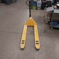 Hydraulic Pallet Jack 59'