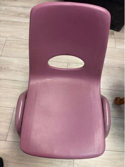 Pink small chair