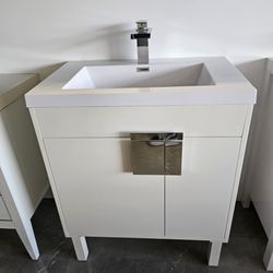 Bathroom Vanity 30”