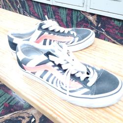 Zebra VANS SZ 6.5 Women's 