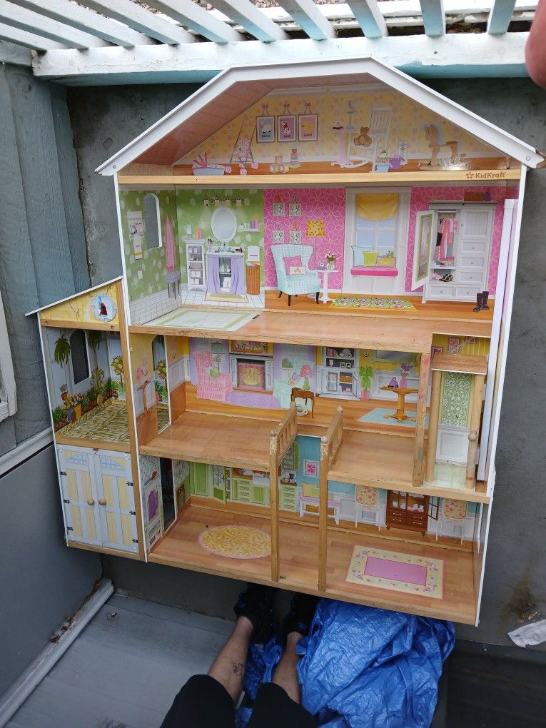 Huge Doll House