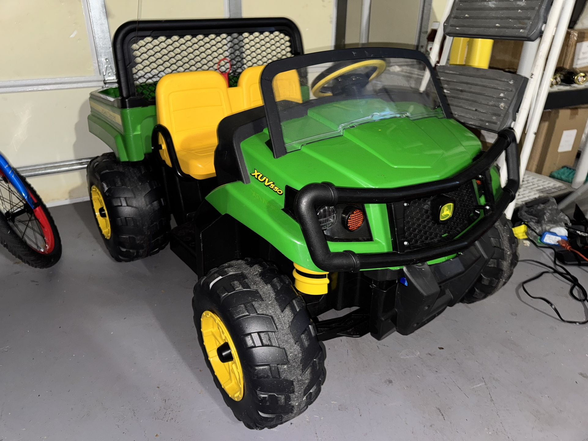 Kids Ride On Car John Deere Gator Truck XUV