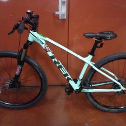 Trek Marlin 4