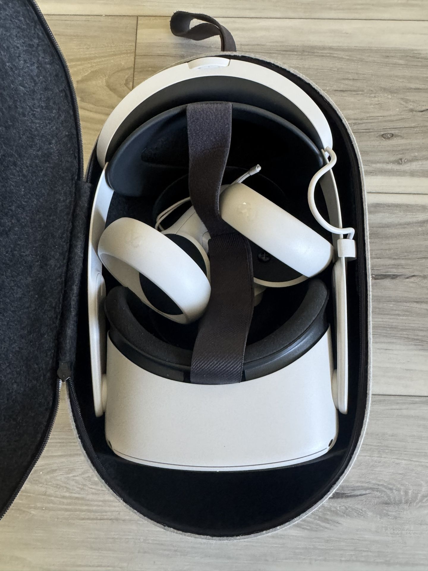 Meta Quest 2 — All-in-One Wireless VR Headset — 256GB