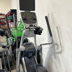 Precor EFX 835 Total Body Elliptical w/P30 Console