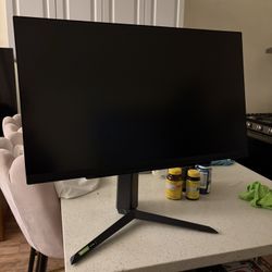 LG UltraGear 27” 240hz 1ms G-Sync/FreeSync Gaming Monitor