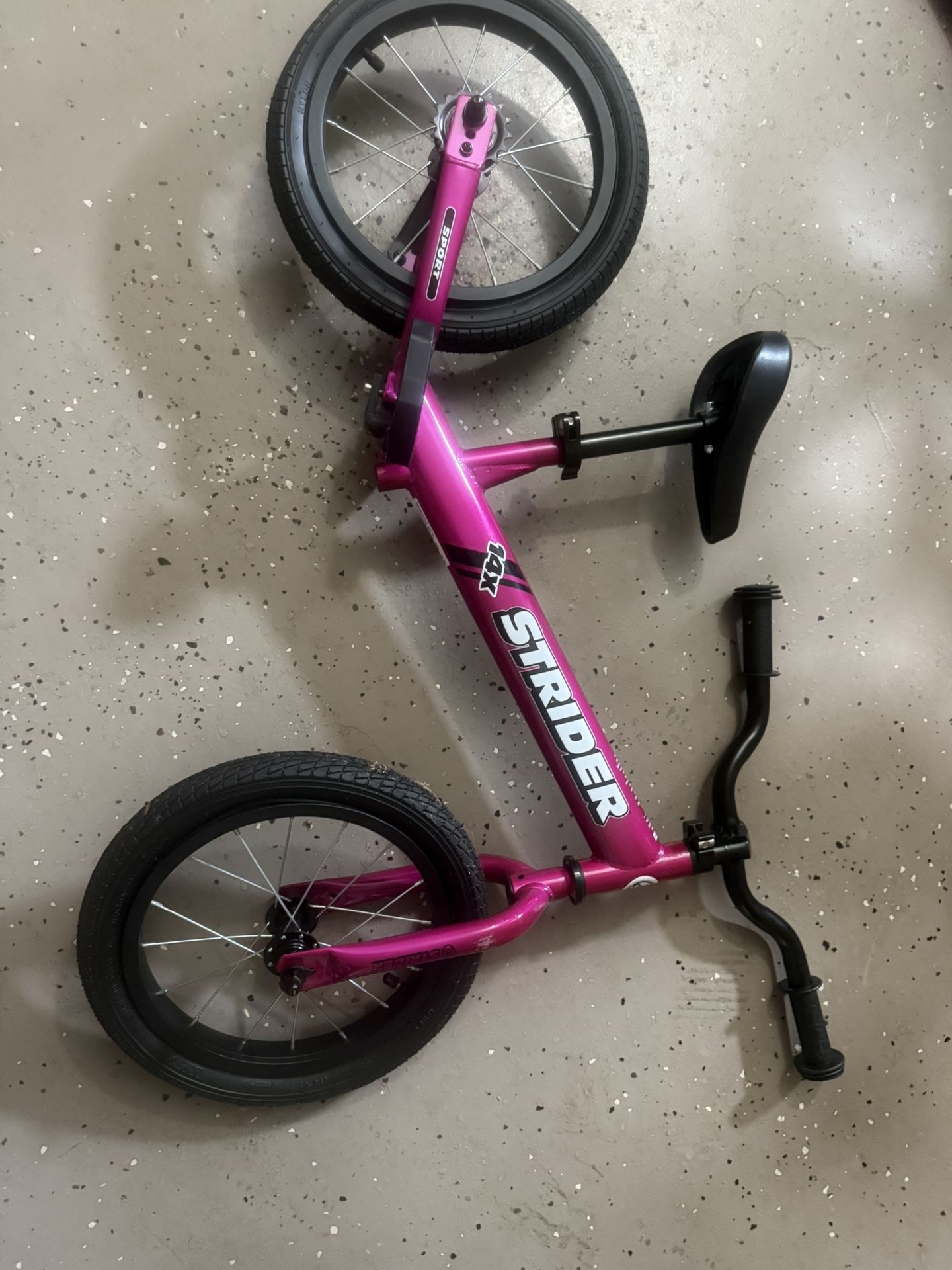 Strider 14x,- Balance Bike for Kids 3 to 6 Years AND pedal kit