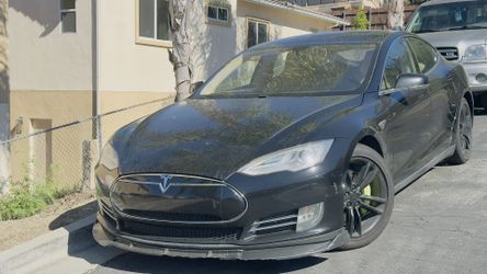 2013 Tesla Model S