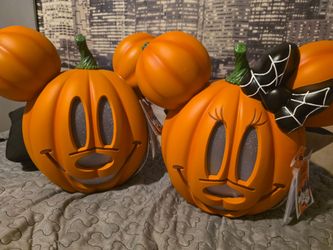 Mickey & Minnie Halloween pumpkins