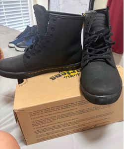 Doc martins Sheridan black women size 7