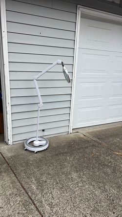 LED Magnifying Floor Lamp with Rolling Base