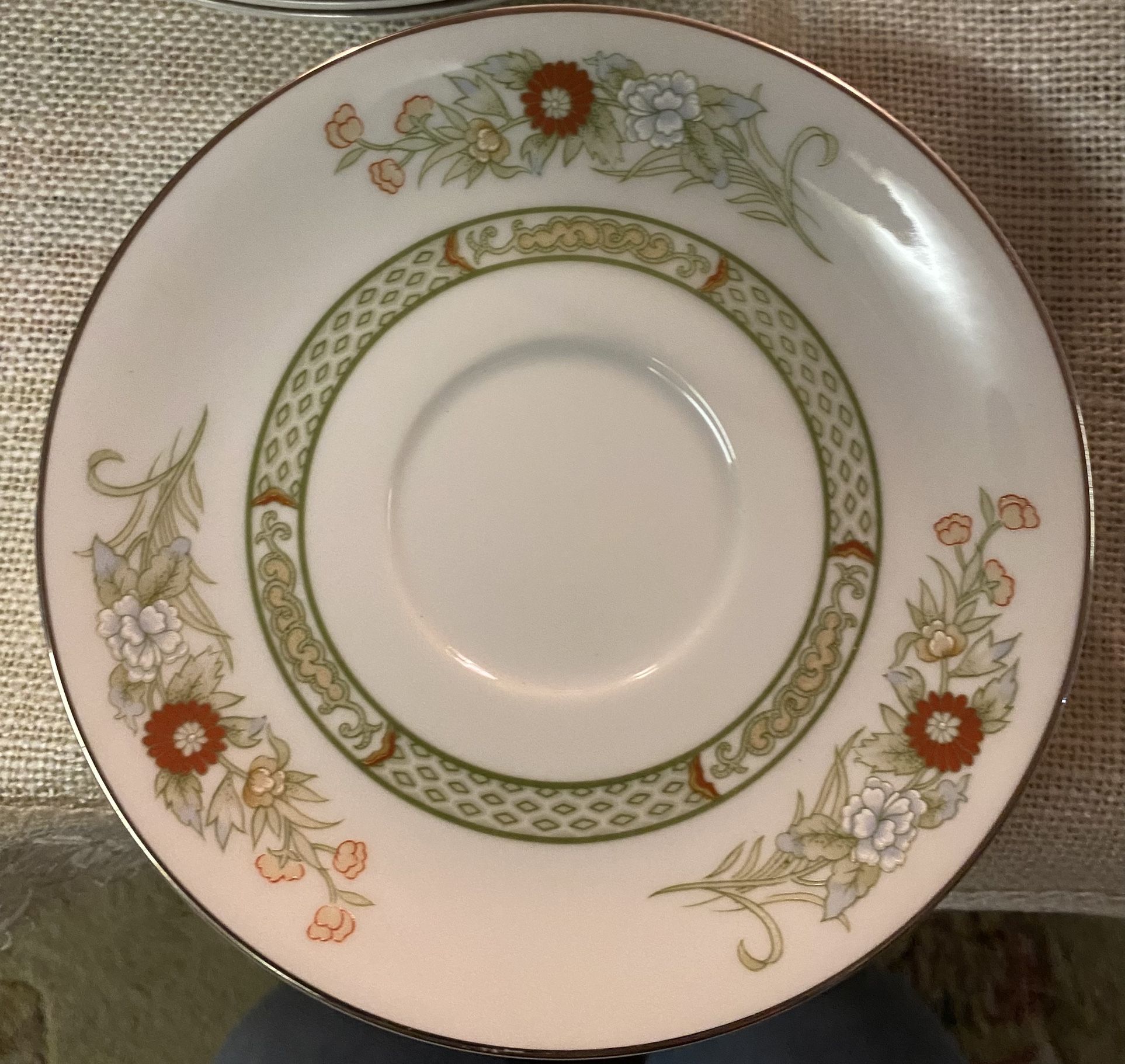 Mikasa Japan Fine China L9011
