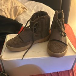 Yeezy Boost 750 Chocolate