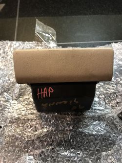 Toyota Sienna cigarettes tray