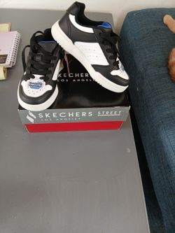 Skechers " Quick Street" Kids Size 11.5