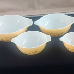 Vintage Pyrex Shenandoah Bowls Set Of 4 