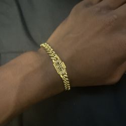 Gold Cuban Link Bracelet 7mm