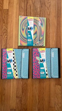 TRAPPER KEEPER BINDER  NEW