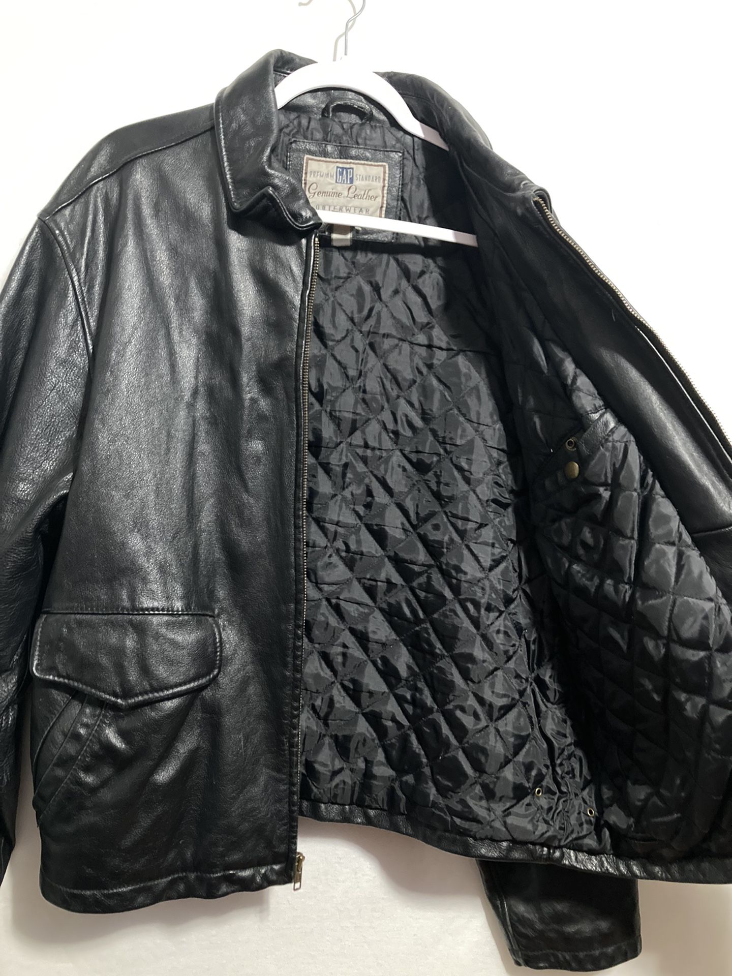 Vintage* GAP 100% Real Leather Jacket Bomber Black Quilted Heavyweight Zip LARGE