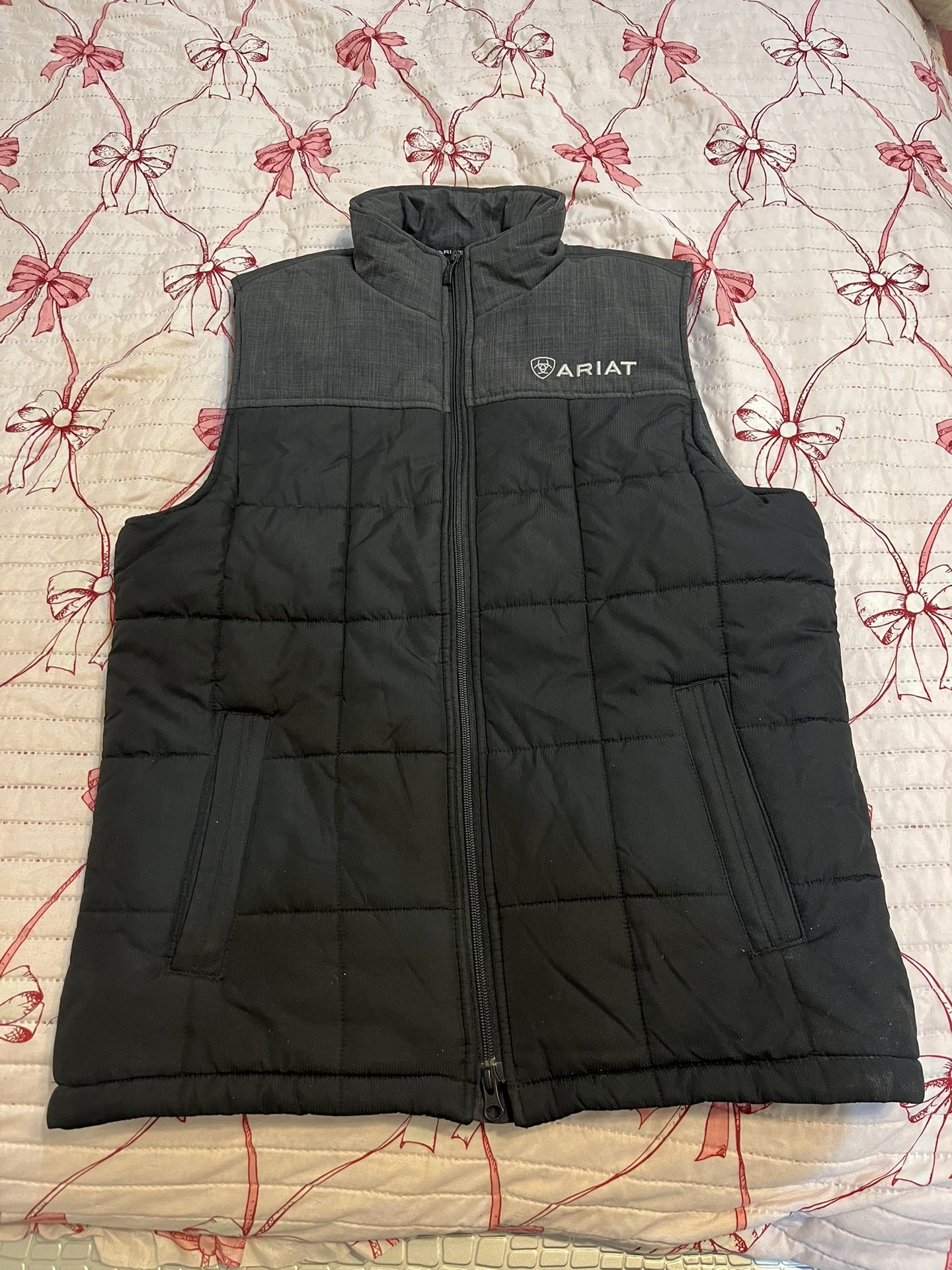 ARIAT Men’s Chaleco for Sale in Riverside, CA - OfferUp