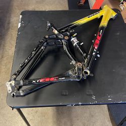 Giant AC air Mountain Bike Frame