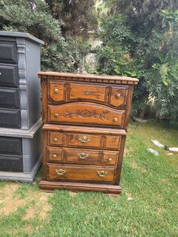 Vintage Solid Wood Dresser – Great Refinish Project