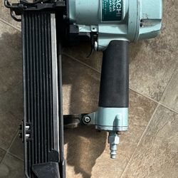 hitachi N 5024A 2”stapler