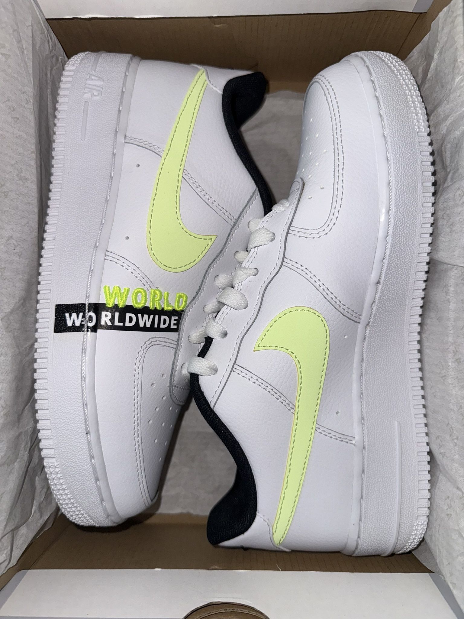 Nike Air Force 1 Size 6Y Used Once