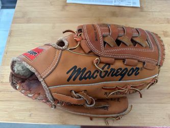Mac Gregor baseball glove