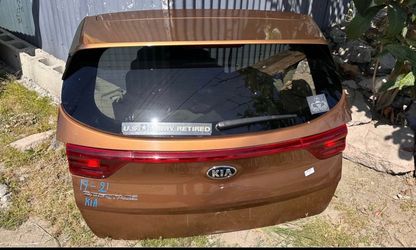 2017-2021 KIA SPORTAGE TAILGATE