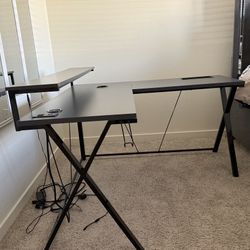 L shaped Gaming desk 