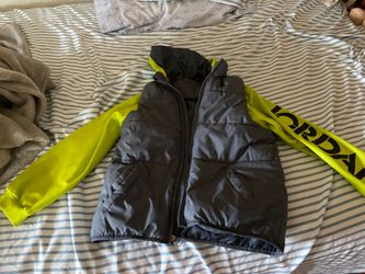 Jordan jacket size large