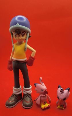 Digimon figures