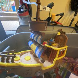 Pirate Boat
